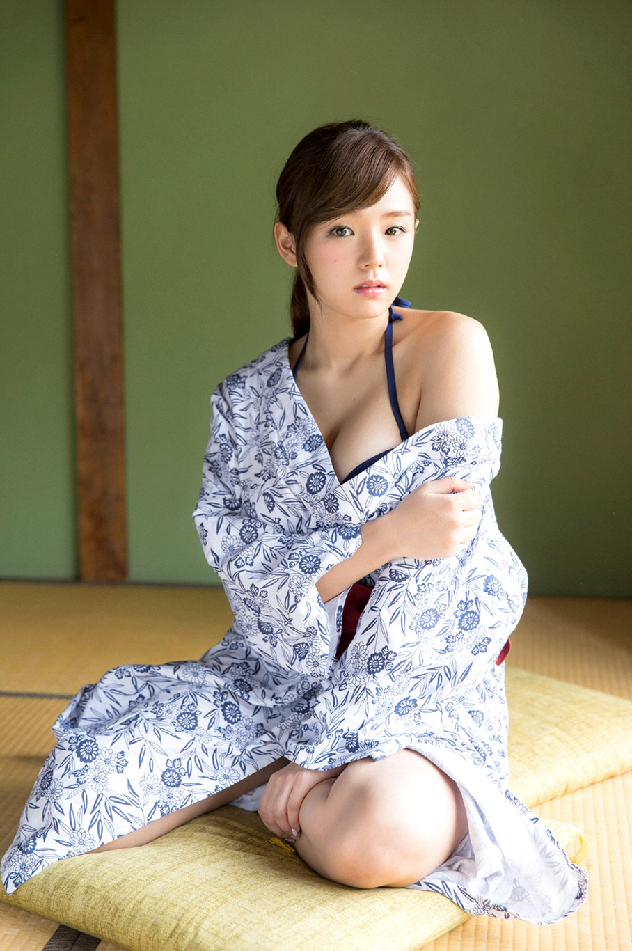 Ai Shinozaki