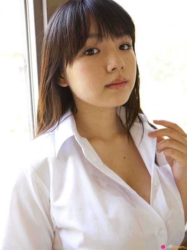 Ai Shinozaki