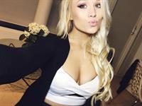 Sonya taking a selfie