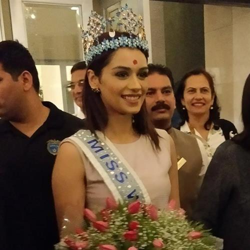 Manushi Chhillar