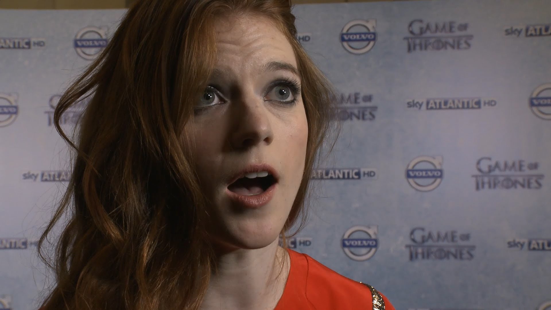 Rose Leslie Nide