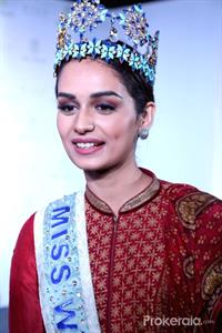 Manushi Chhillar