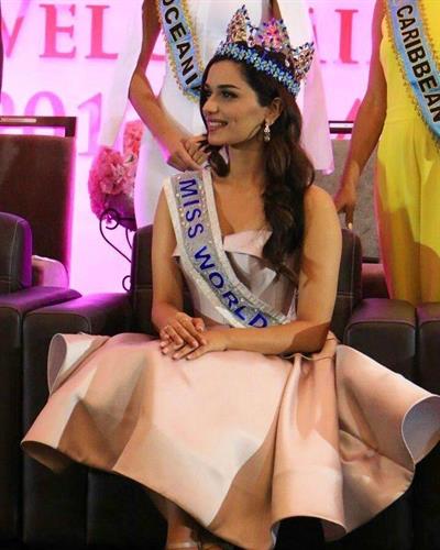 Manushi Chhillar