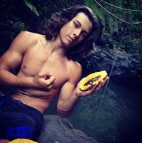 Leo Howard