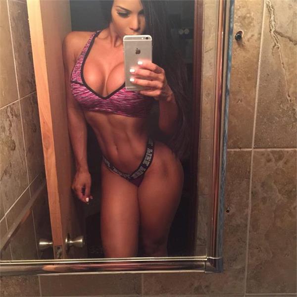 Yarishna Ayala Otero in lingerie taking a selfie