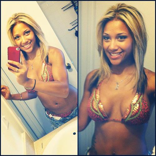 Nissan Nohea taking a selfie