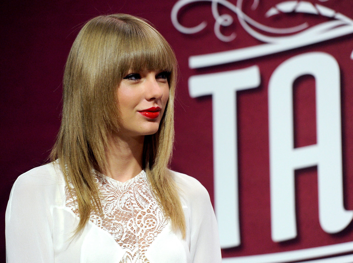 Taylor Swift 'Red' Tour Press Event in LA 8/20/13  