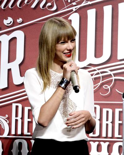 Taylor Swift 'Red' Tour Press Event in LA 8/20/13  