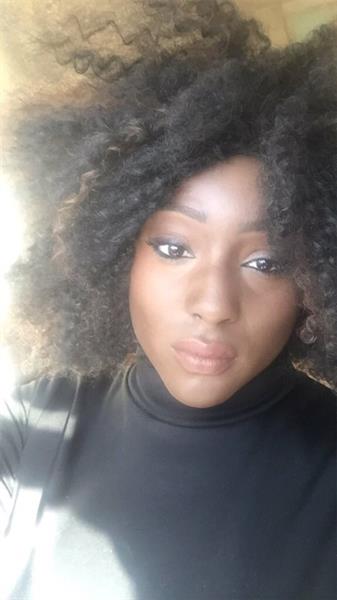 Oyinka Yusuff taking a selfie