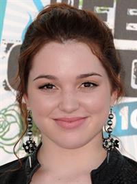 Jennifer Stone