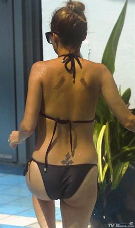 Nicole Richie bikini pictures