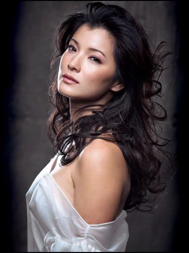 Kelly Hu