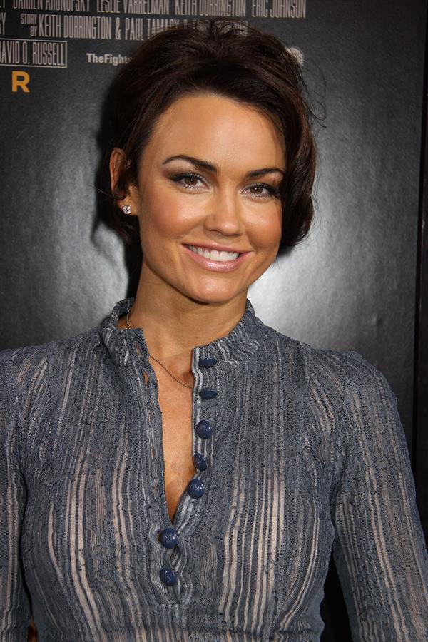 Kelly Carlson