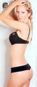 Luisana Lopilato in lingerie - ass