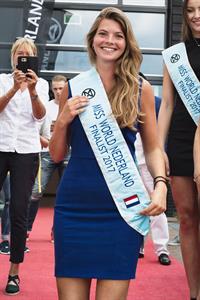 Philisantha van Deuren