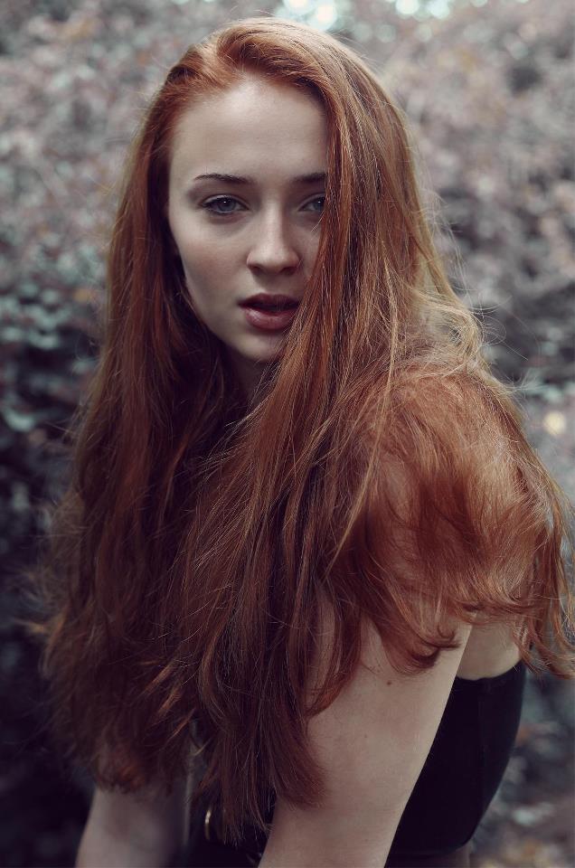 Sophie Turner (Actress)