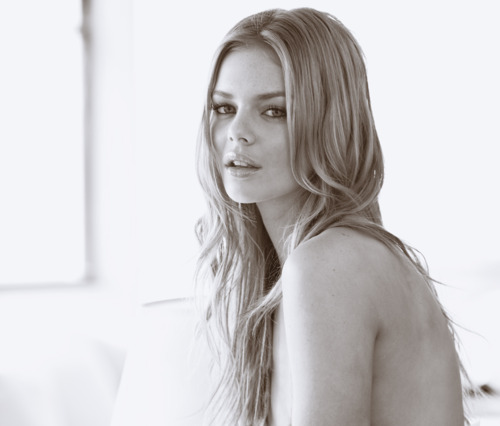 Samara Weaving