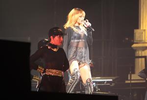 Rihanna performs 'Diamonds World Tour' in Antwerpen (June 5, 2013) 
