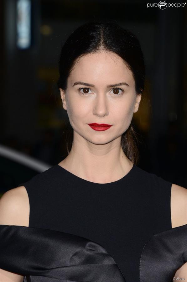 Katherine Waterston