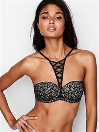 Daniela Braga in lingerie