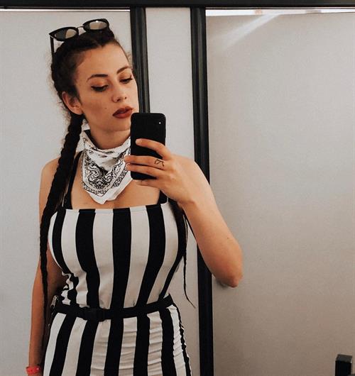 Leila Lowfire taking a selfie