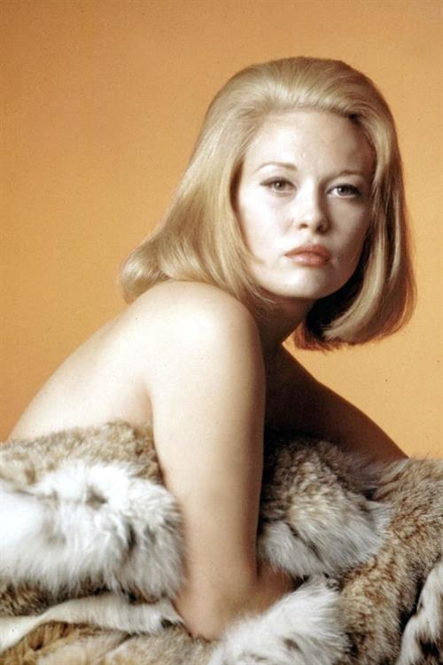 Faye Dunaway