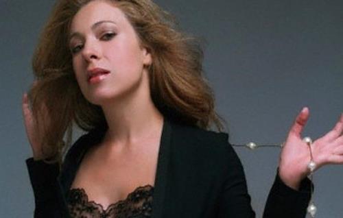 Alex Kingston