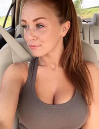 Leanna Decker