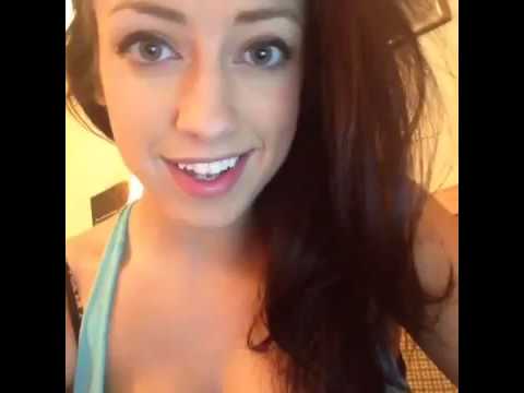 Anna Clendening taking a selfie