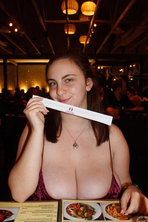 Milly Marks Reach For The Stars