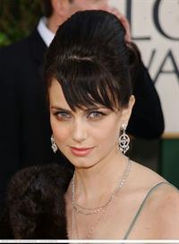 Mia Kirshner