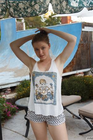 Nolwenn Glass Pictures Nolwenn Glass Posing Wet