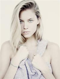 This girl is mistaken for Kate Upton pretty much everywhere on the internet.