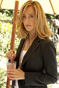Kim Raver