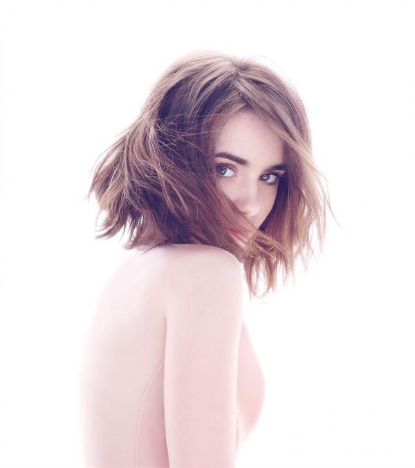 Lily Collins