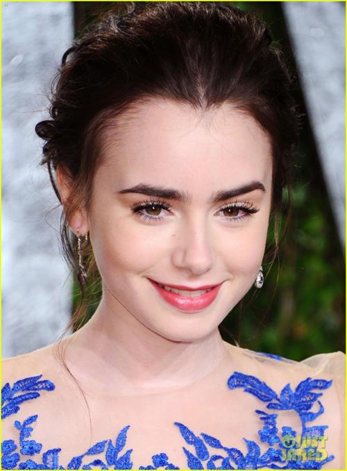 Lily Collins
