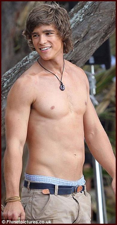 Brenton Thwaites
