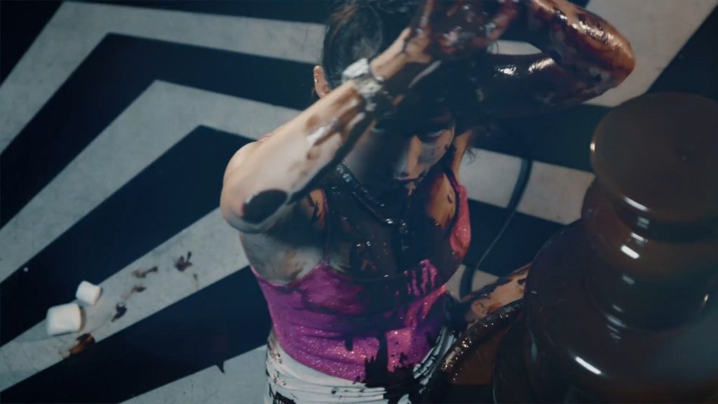 Pictures from Bella Thorne's  Thorne By Bella  shop.  November 2018