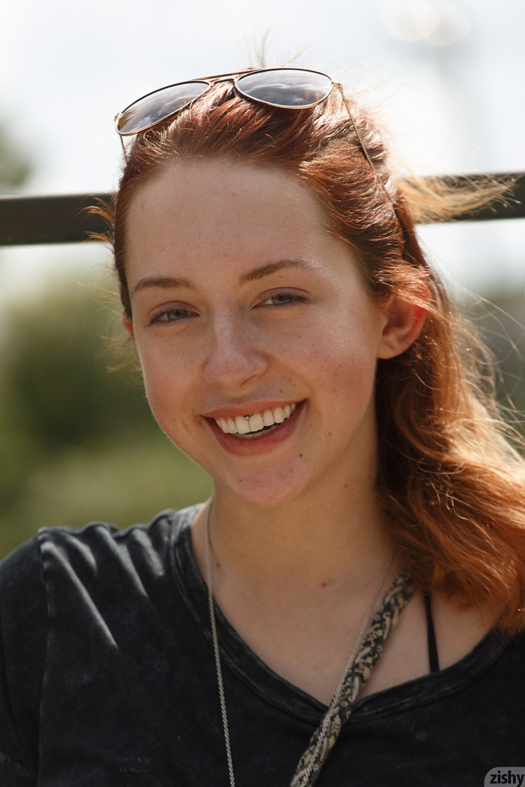 Kelsey Berneray Topless