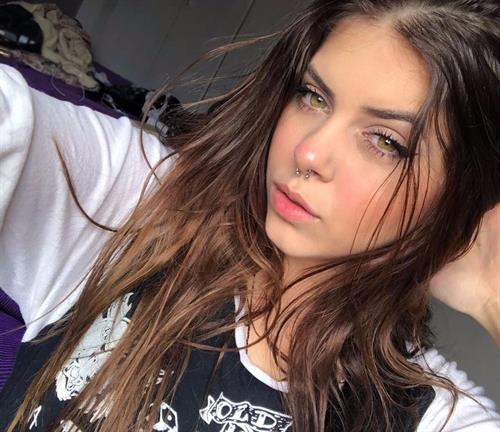 Ingrid Germanno taking a selfie