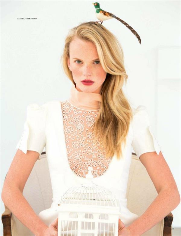 Anne Vyalitsyna