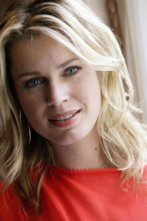 Rebecca Romijn