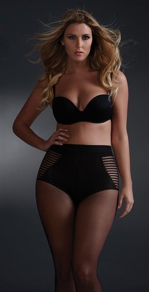 Laura Brioschi in lingerie