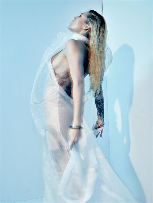 Skylar Grey