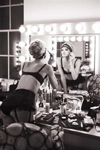 Lindsay Ellingson Lingerie Pictures Lindsay Ellingson in lingerie