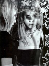 Clemence Poesy