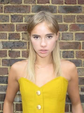 Suki Waterhouse