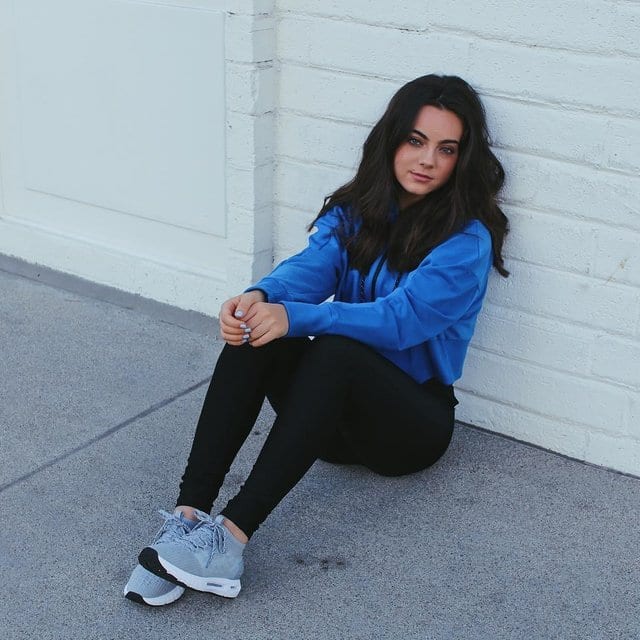 Ava Allan Pictures