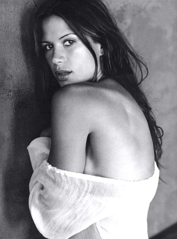 Rhona Mitra