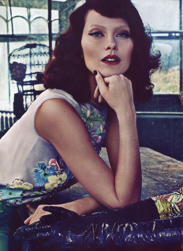 Shalom Harlow